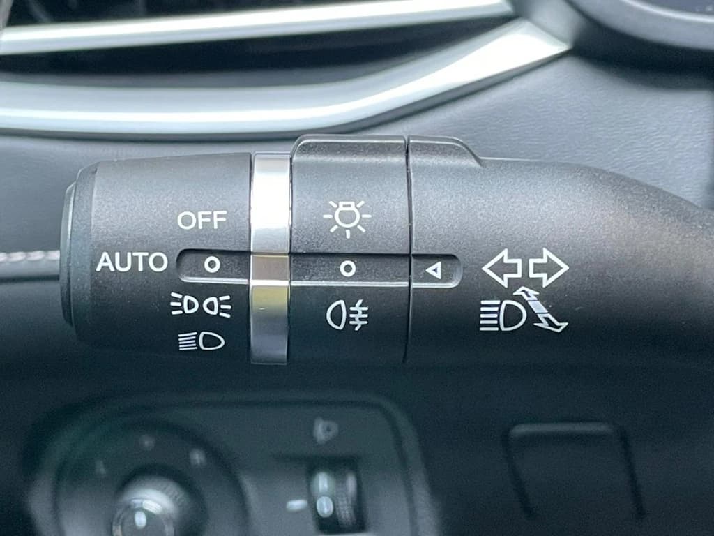 MG5 2022 Blue dashboard