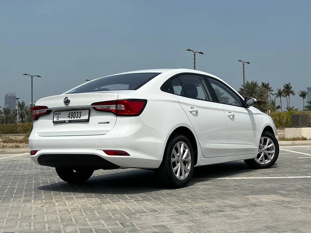 MG5 2024 White rear side