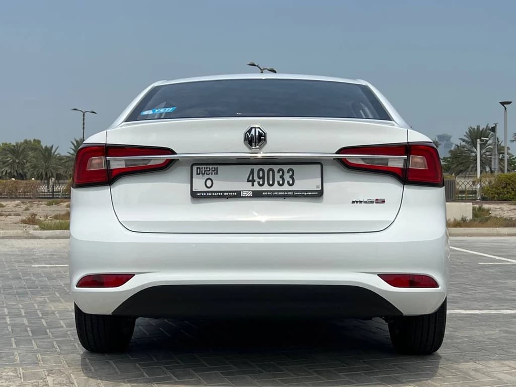 MG5 2024 White rear