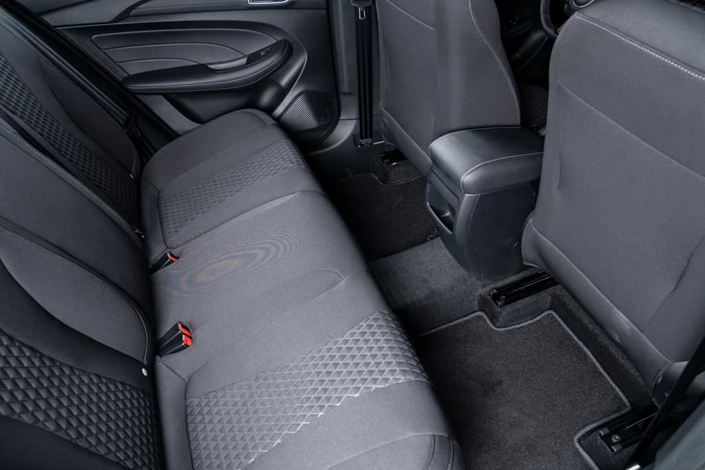 MG5 2024 White rear seats