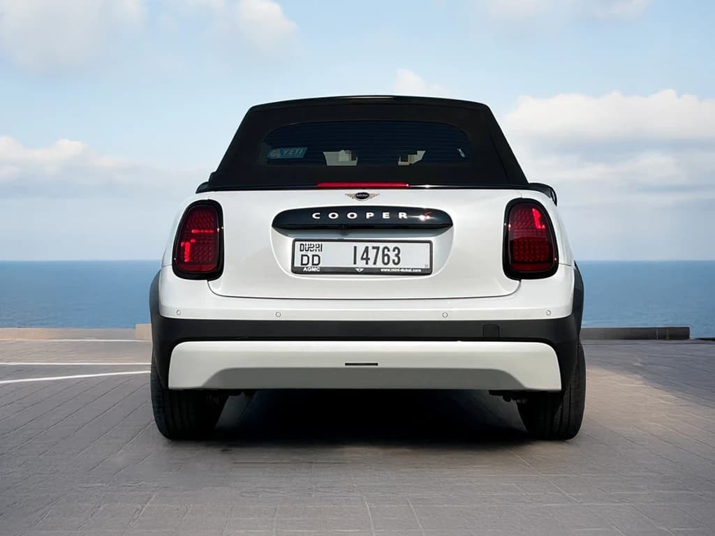 Mini Cooper 2025 White rear