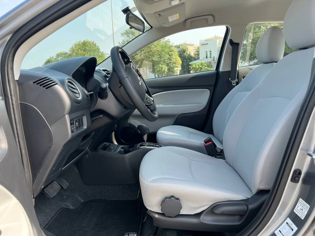 Mitsubishi Attrage 2023 Gray front seats