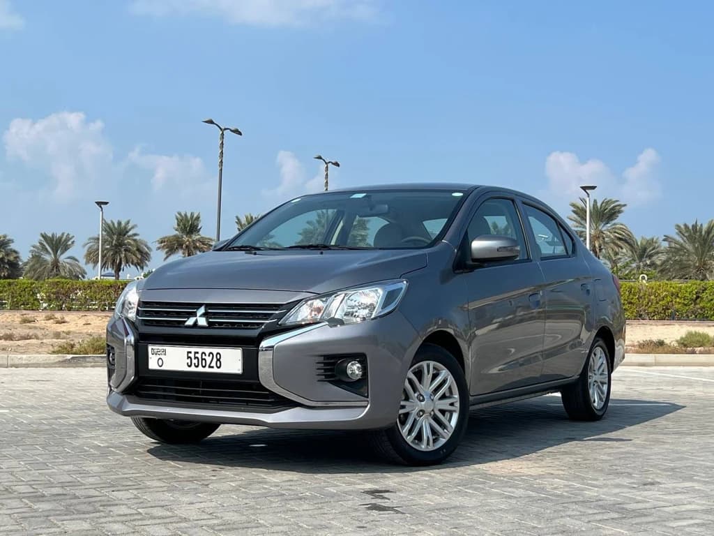 Mitsubishi Attrage 2023 Gray front side