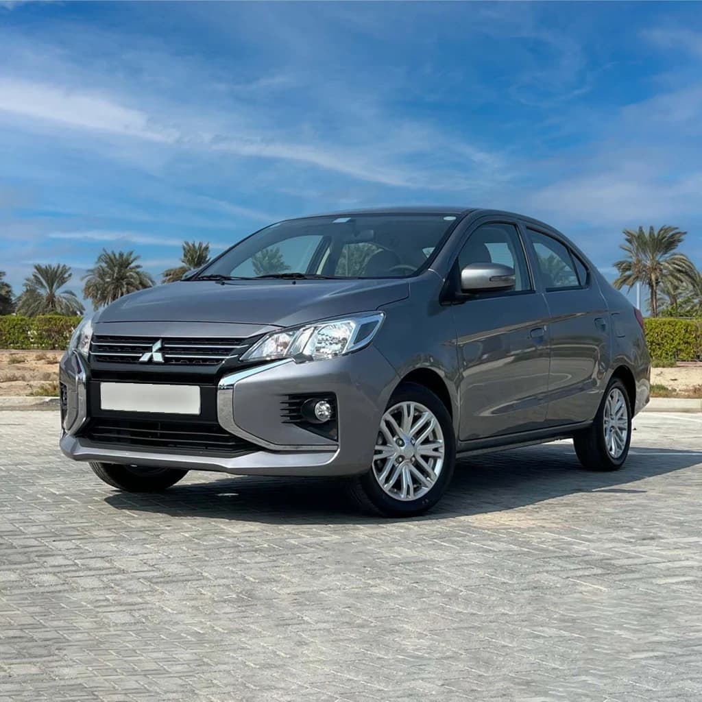 Mitsubishi Attrage 2023 Gray front side