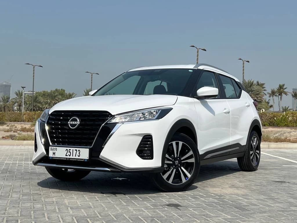 Nissan Kicks 2024 White front side
