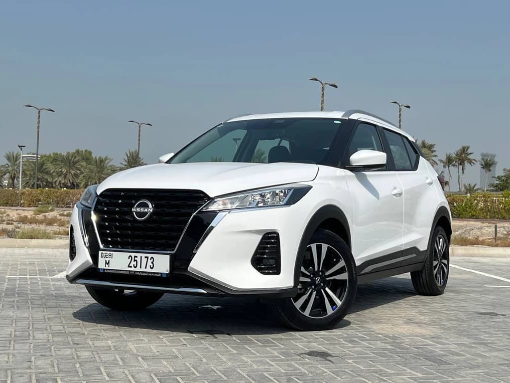 Nissan Kicks 2024 White front side