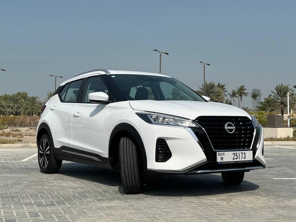 Nissan Kicks 2024 White front side