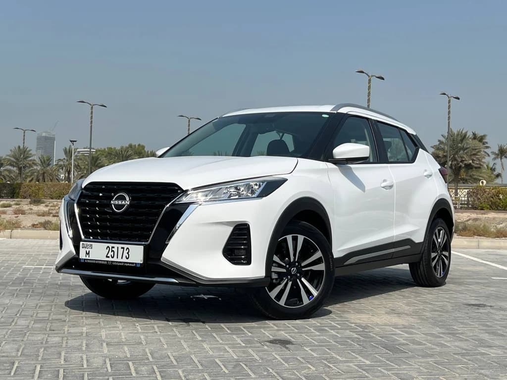 Nissan Kicks 2024 White front side