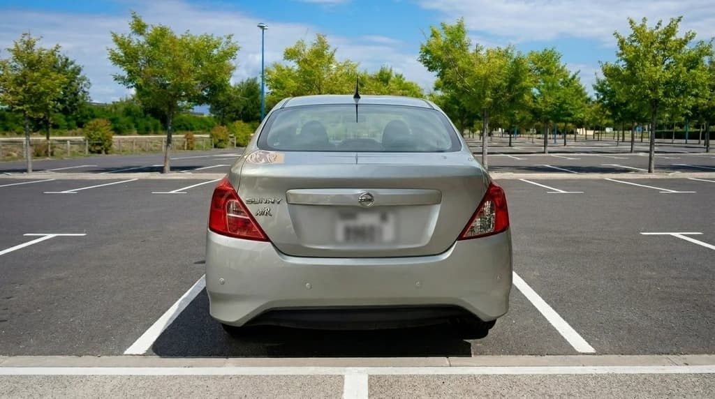 Nissan Sunny 2020 Silver back side