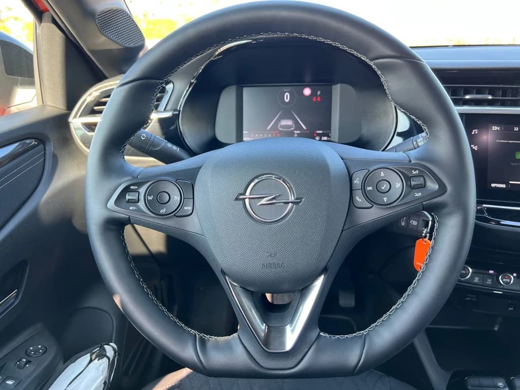 Opel Corsa 2023 Orange steering wheel