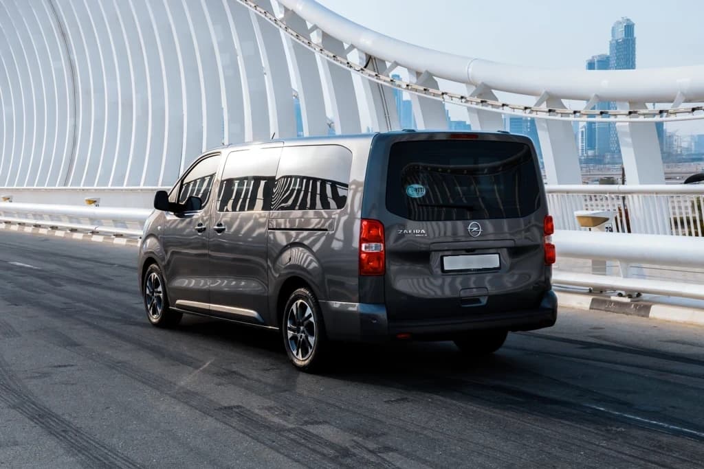 Opel Zafira 2023 Gray rear side