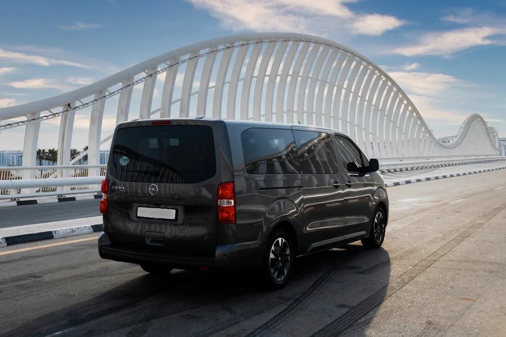Opel Zafira 2023 Gray rear side