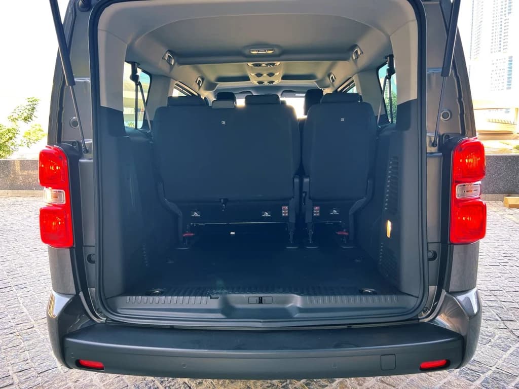 Opel Zafira 2023 Gray trunk interior