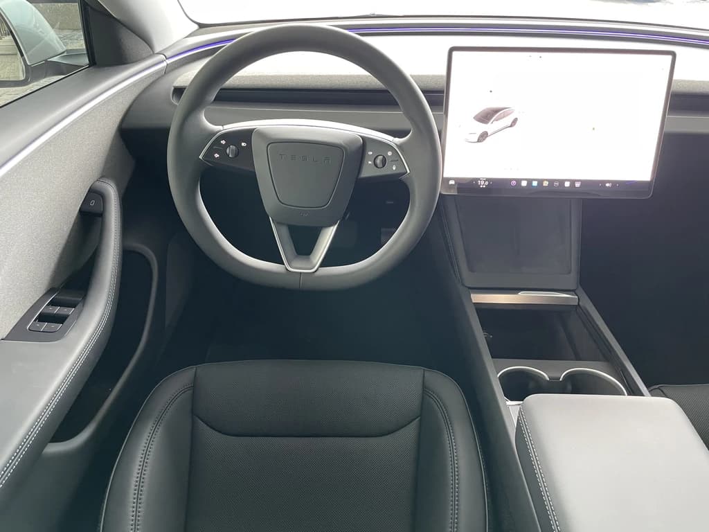 Tesla Model 3 2024 White dashboard