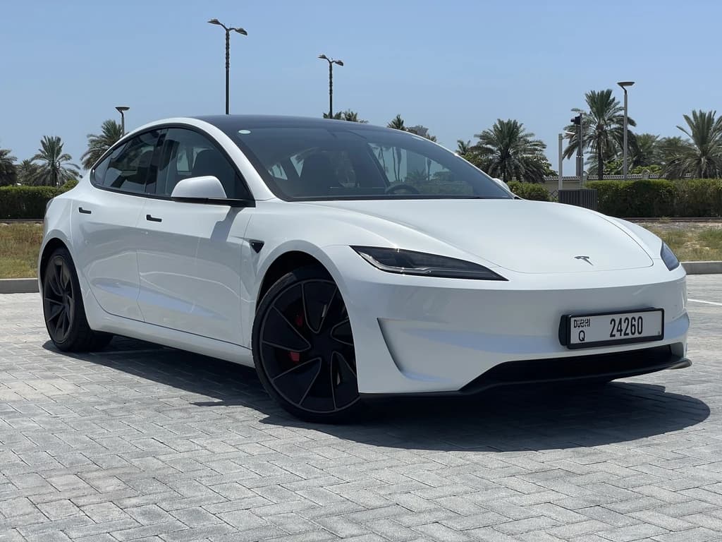 Tesla Model 3 Performance 2024 White front side