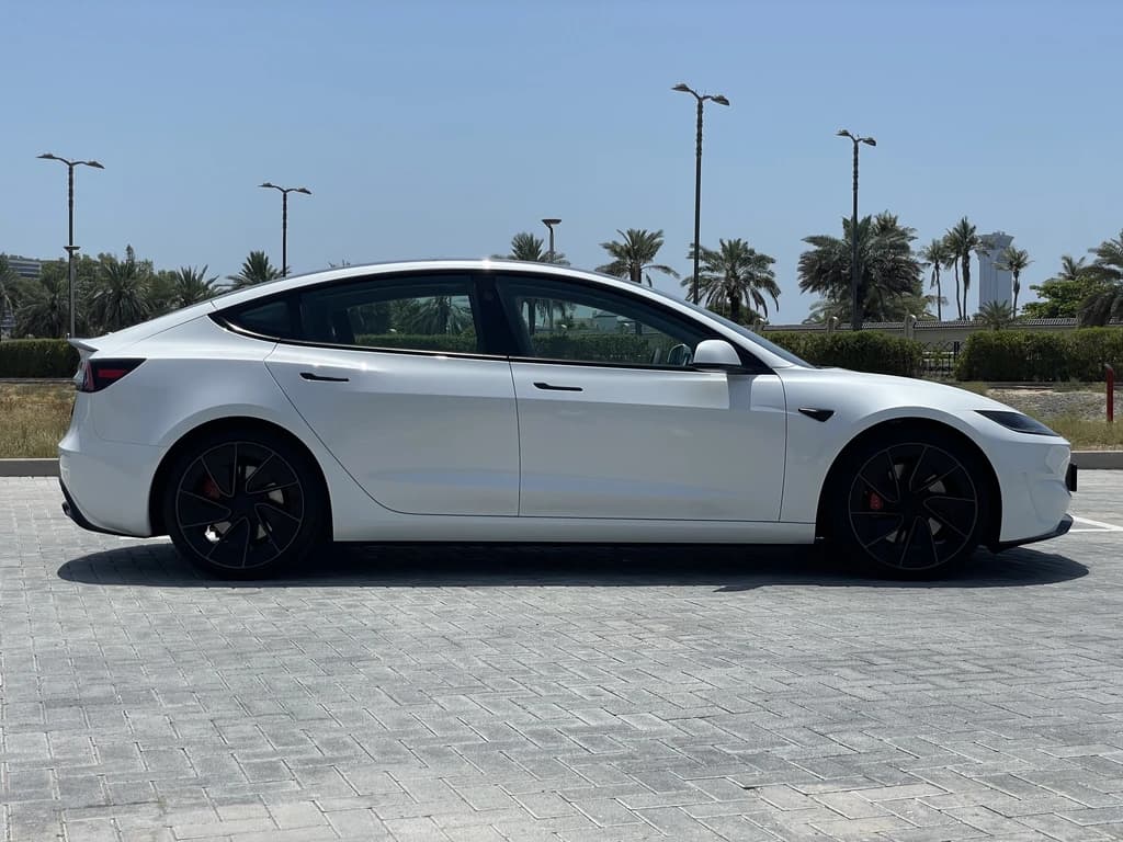 Tesla Model 3 Performance 2024 White side right
