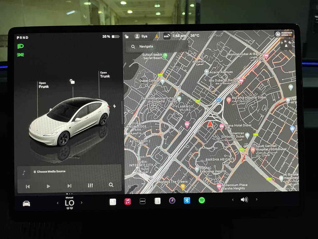 Tesla Model 3 Performance 2024 White infotainment screen