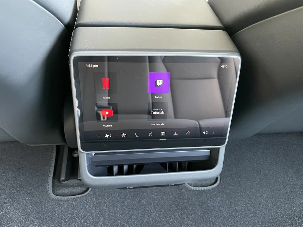 Tesla Model 3 Performance 2024 White infotainment screen