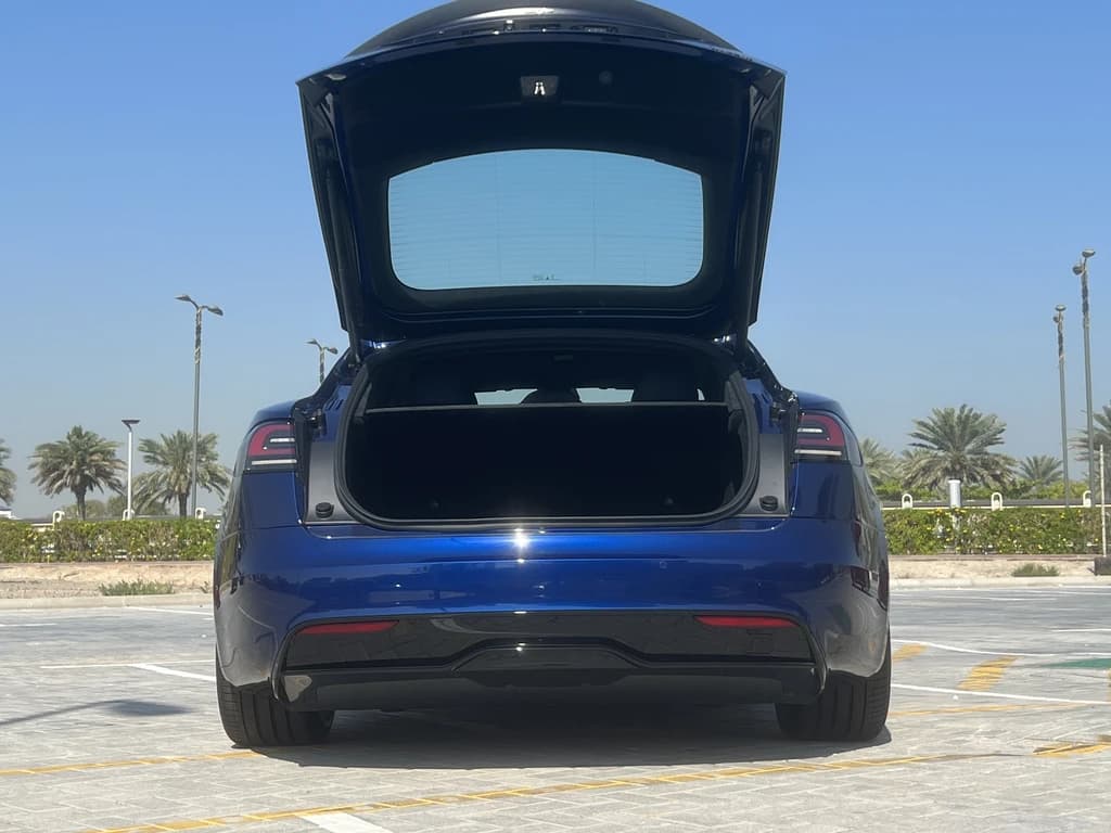 Tesla Model S 2023 Blue trunk open