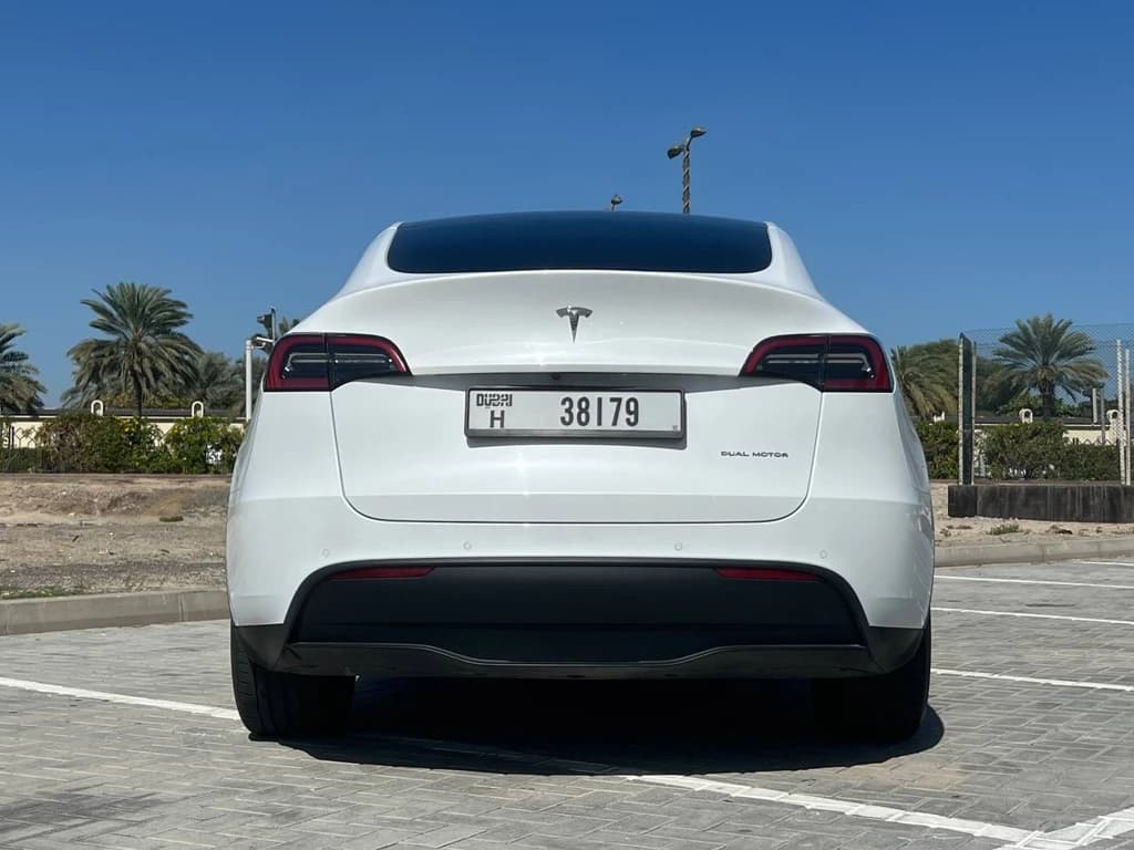 Tesla Model Y 2022 White rear