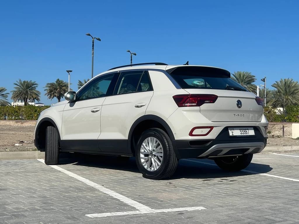 Volkswagen T-Roc 2023 Beige rear side