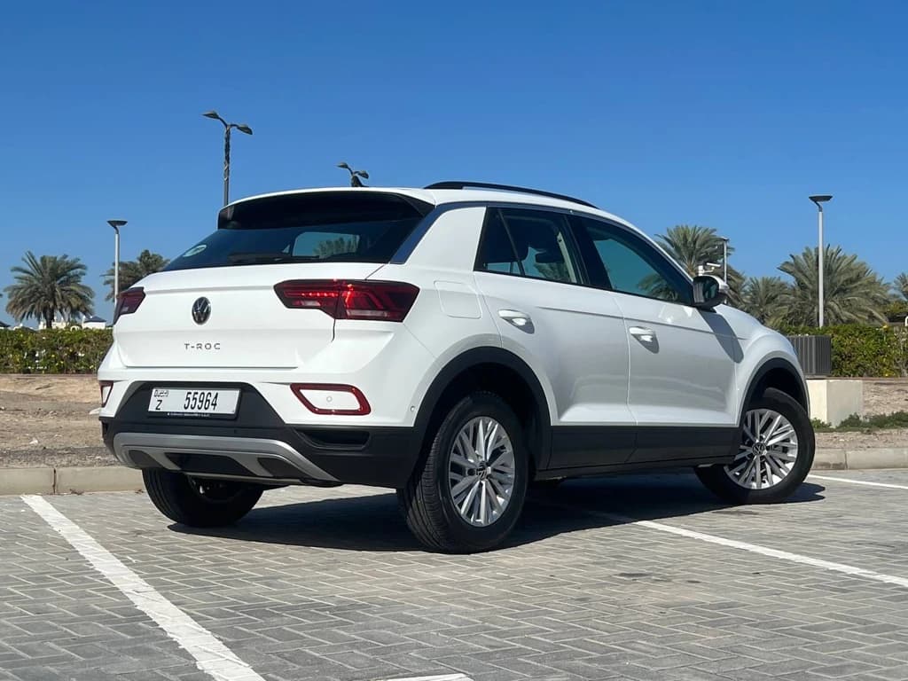 Volkswagen T-Roc 2023 White rear side