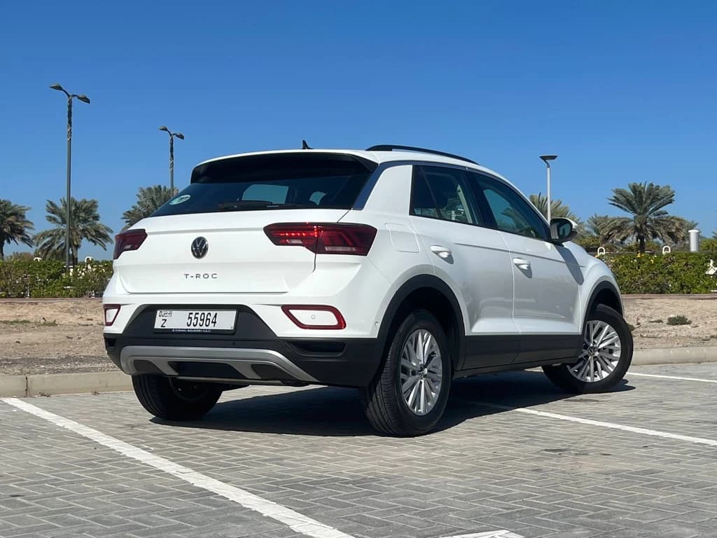 Volkswagen T-Roc 2023 White rear side