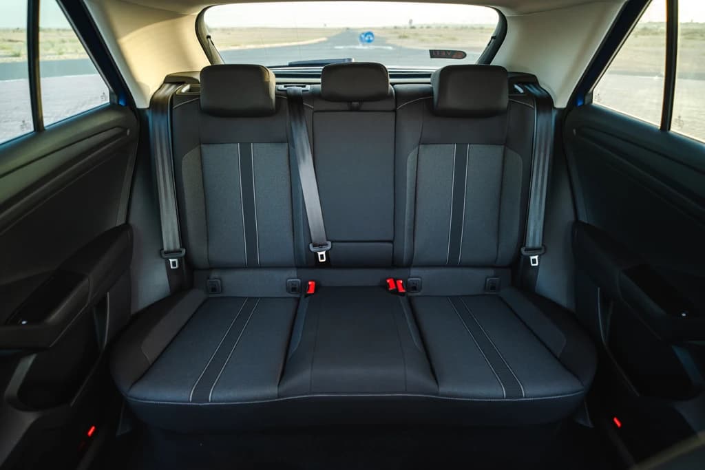 Volkswagen T-Roc 2024 Blue rear seats